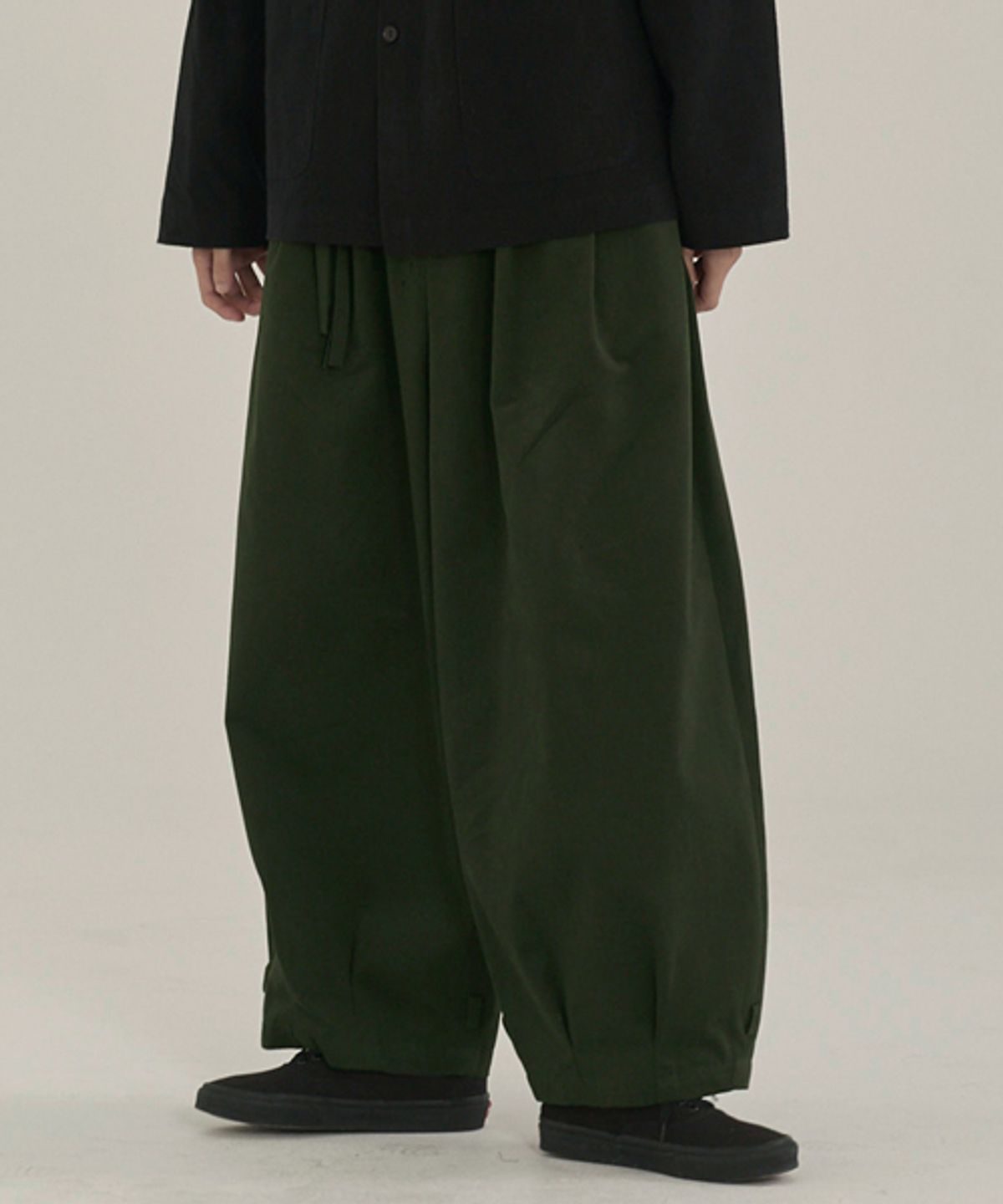 말렌(MALEN) unisex loop balloon pants khaki