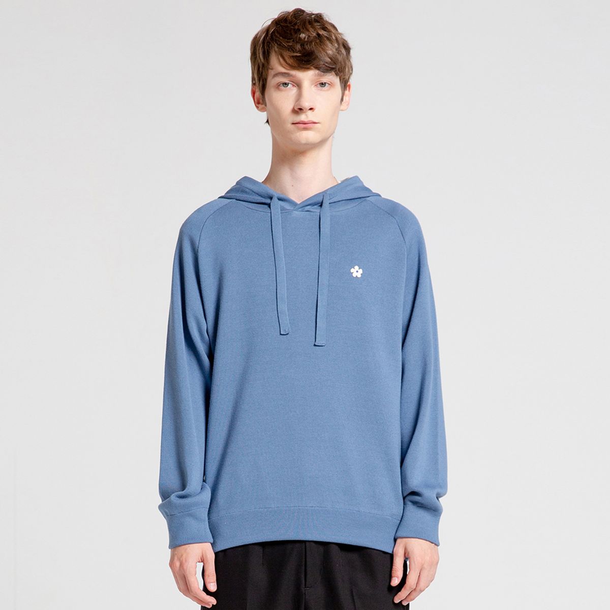 비아봉드비아(VIABON DE VIA) UNISEX_플라워 소프트 코튼 니트 후드티 (BLUE)