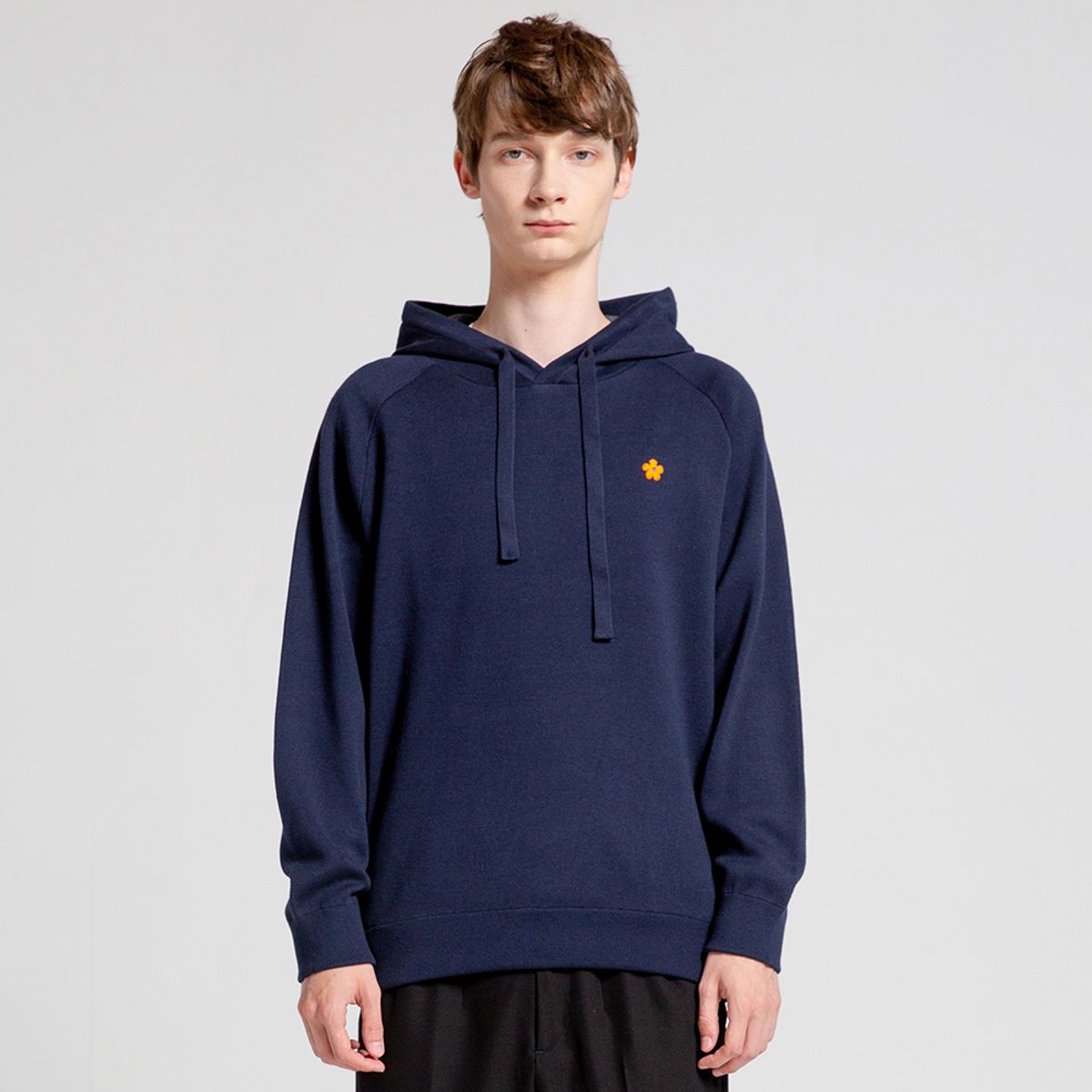 비아봉드비아(VIABON DE VIA) UNISEX_플라워 소프트 코튼 니트 후드티 (NAVY)