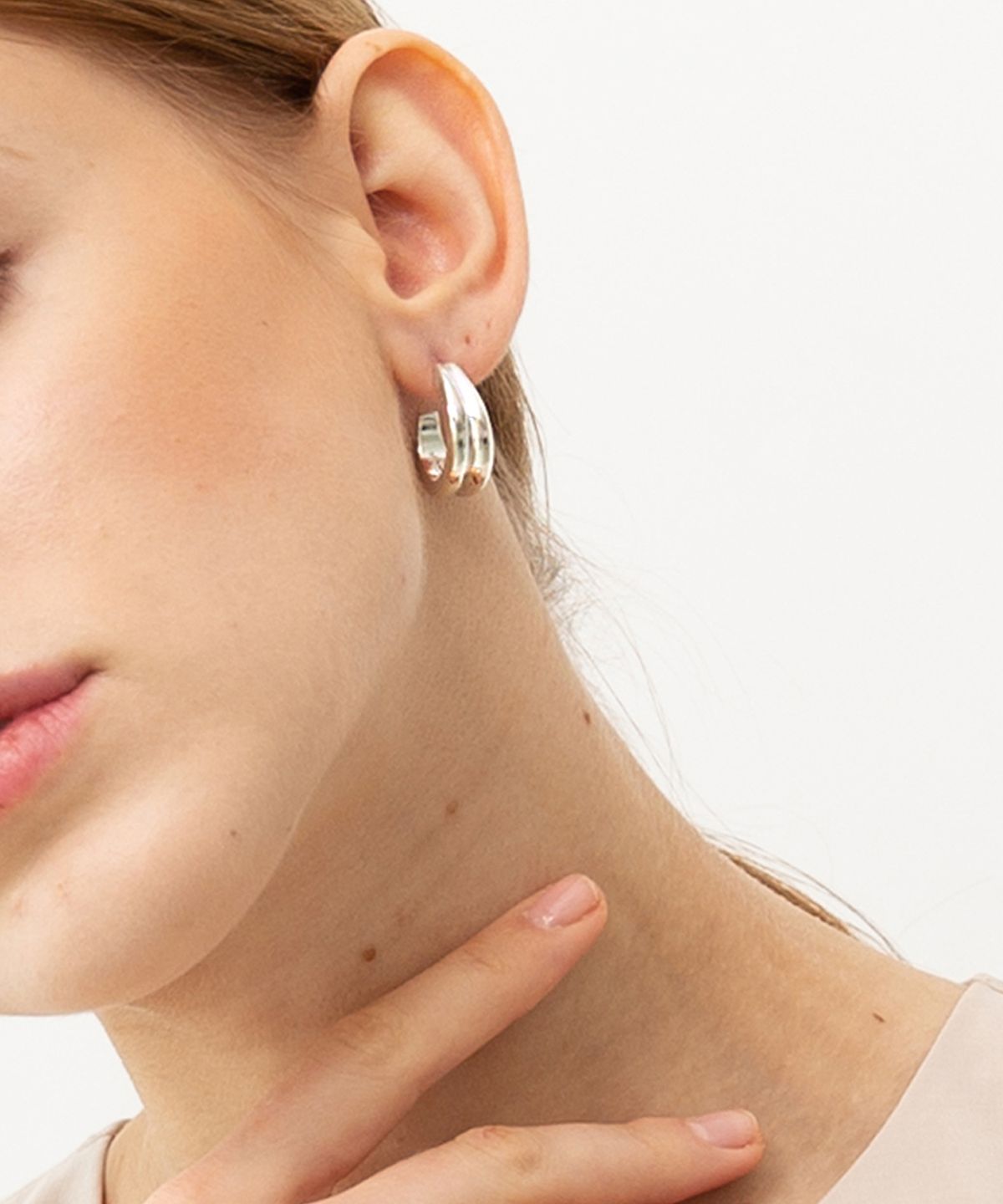 티에드(TIEDE) Bold hoop Earring (Silver)