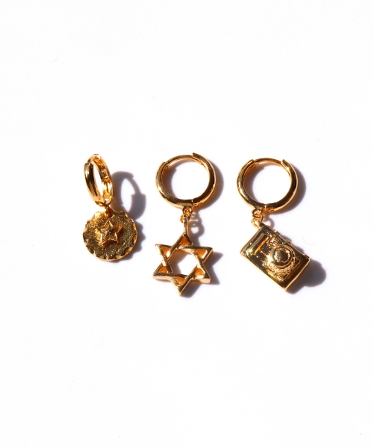 봉보(BONBEAU) Antique pendant gold onetouch Earring 골드 팬던트 포인트 드롭 원터치링 귀걸이