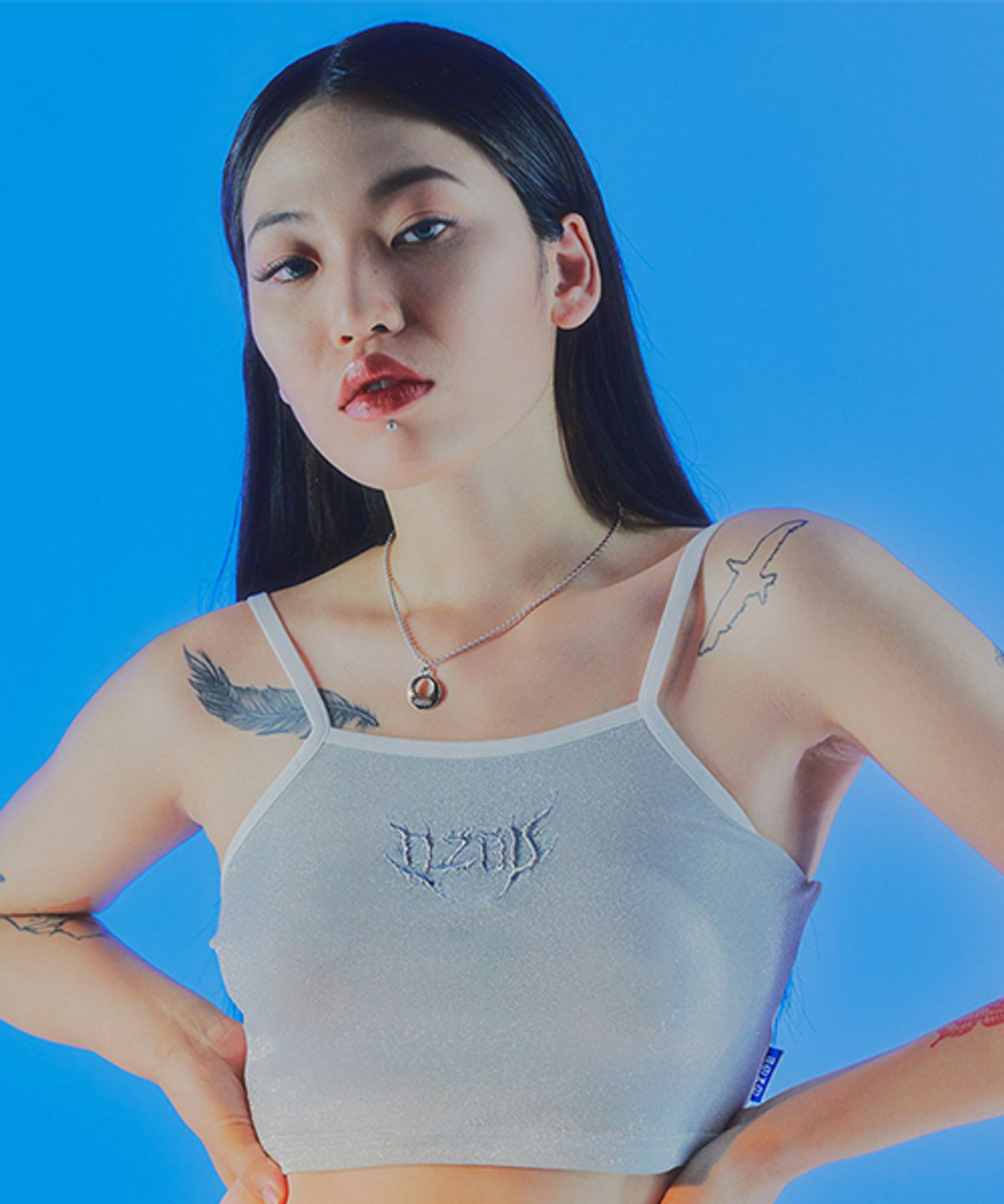 어져드(OZOD) 글리터 탱크톱