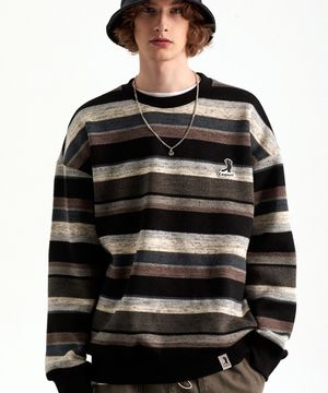 [레서팬다] 실루엣 로고 니트 스웨트셔츠 [오버핏]