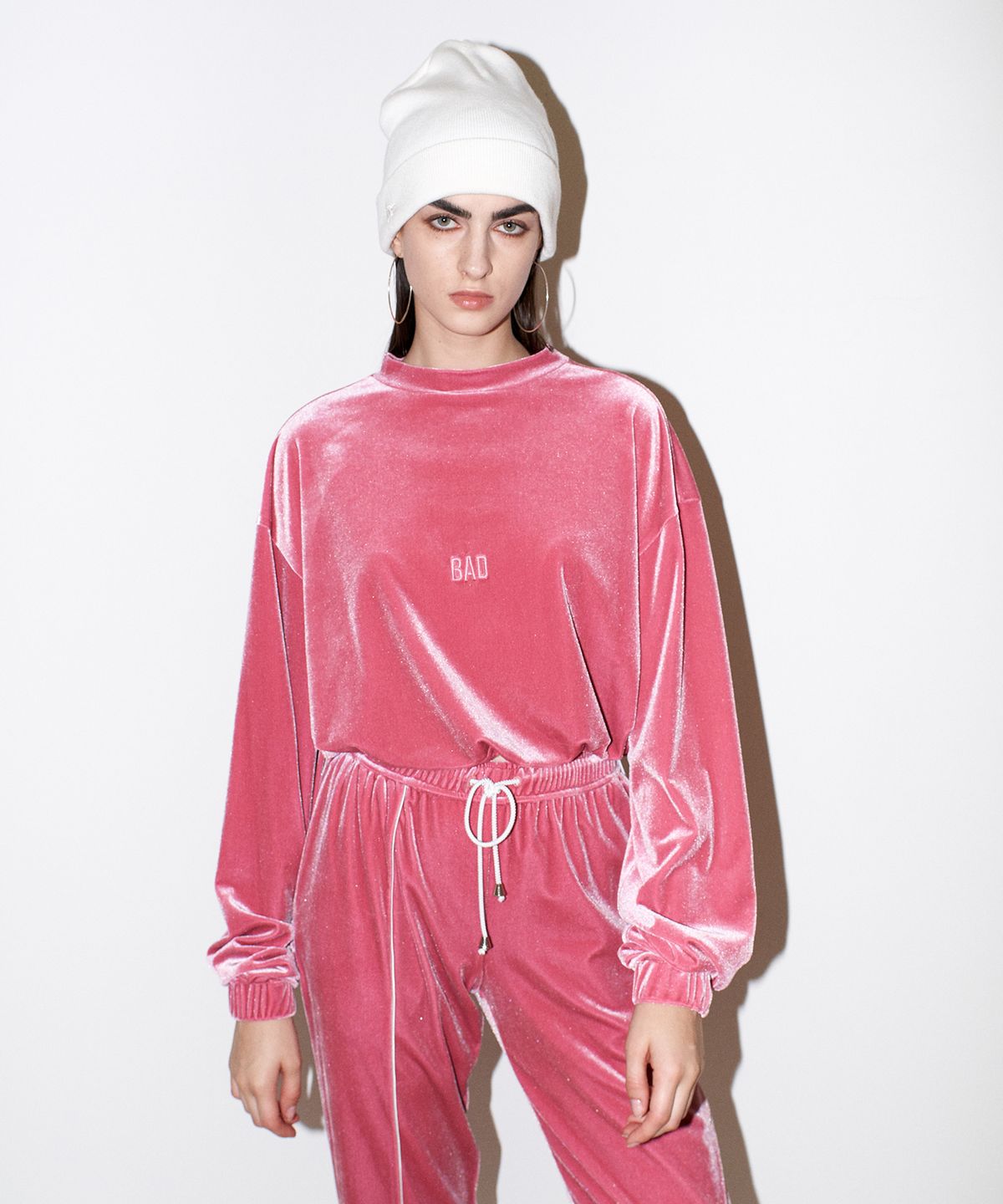채뉴욕(CHAENEWYORK) Bad Velvet Sweatshirts [Pink]
