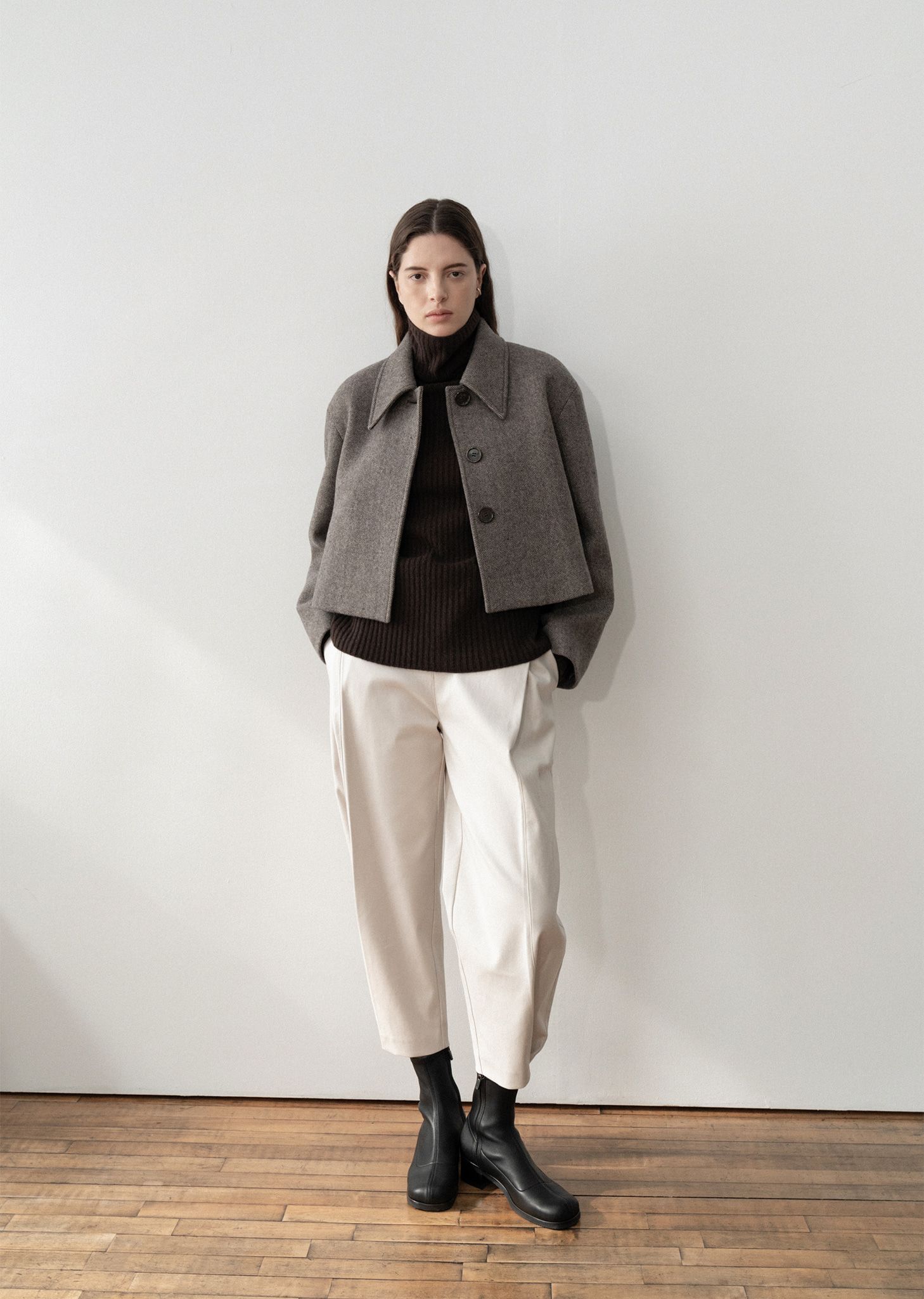 MUSINSA公式 | AMOMENTO WIDE CROP COAT - HERRINGBONE