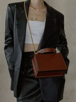 acode mid bag - line camel