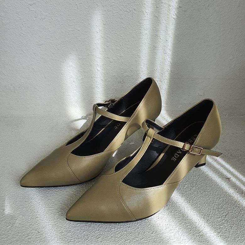 T-Strap Pumps_KhakiBeige