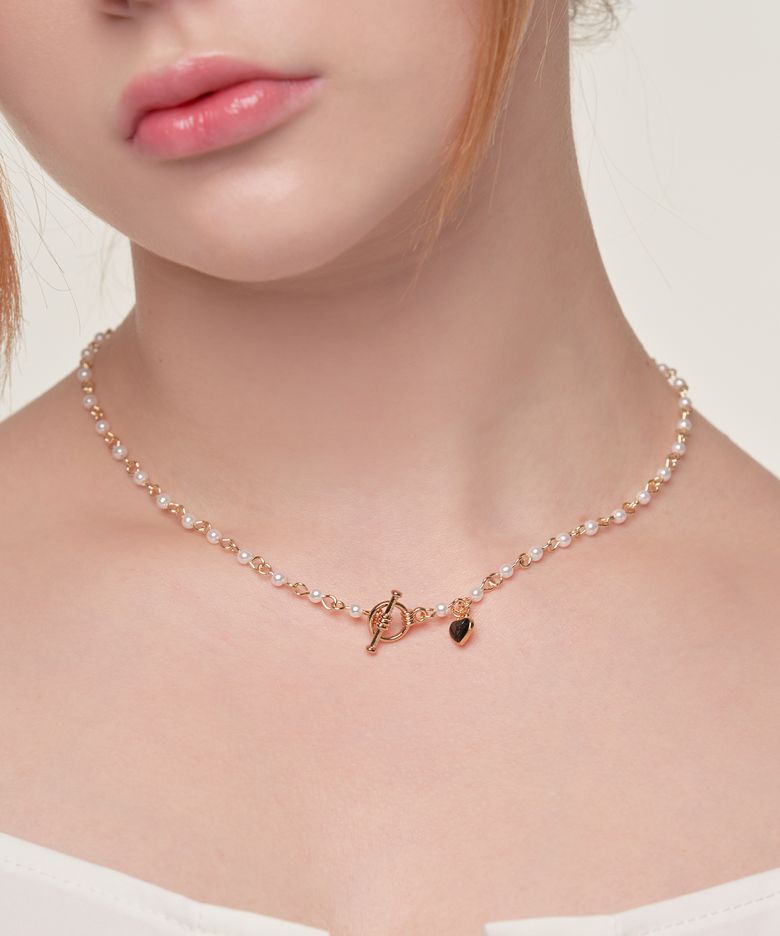 HEART TOGGLE PEARLS CHOKER
