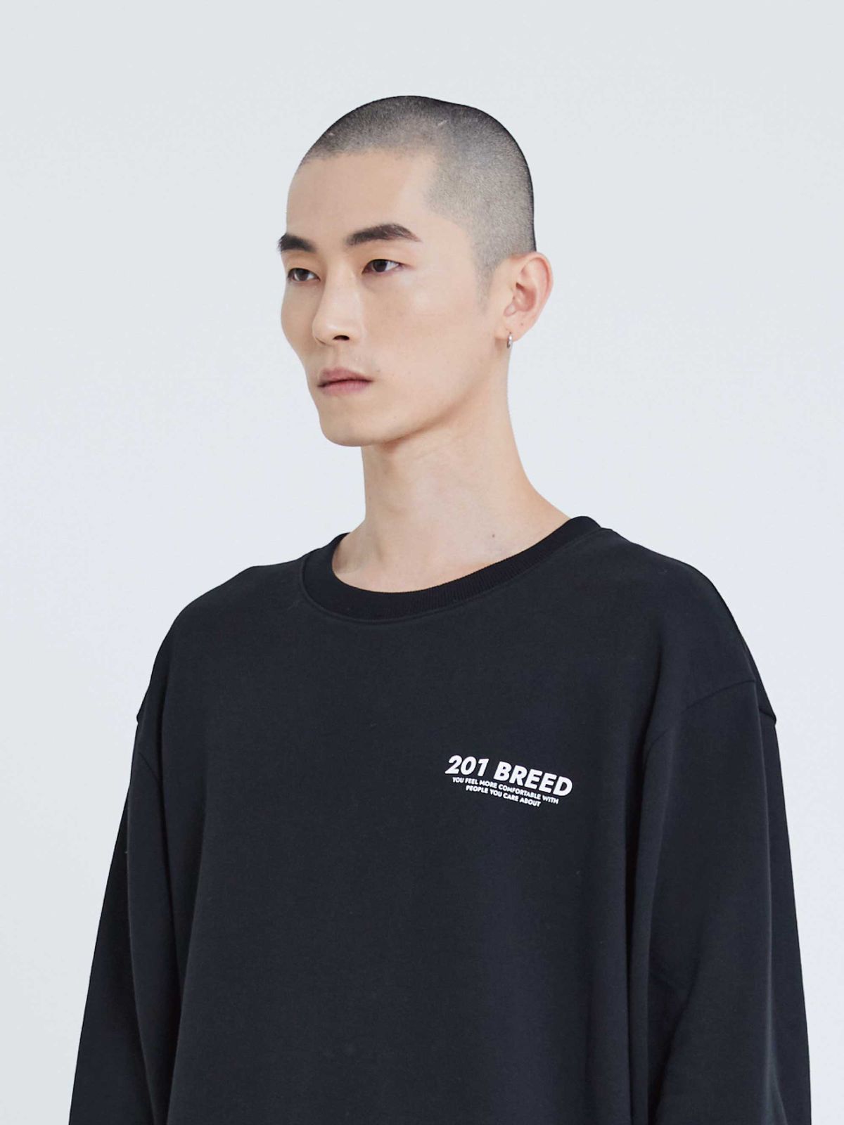201브리드(201BREED) 201 Basic Logo Sweatshirts(Black)