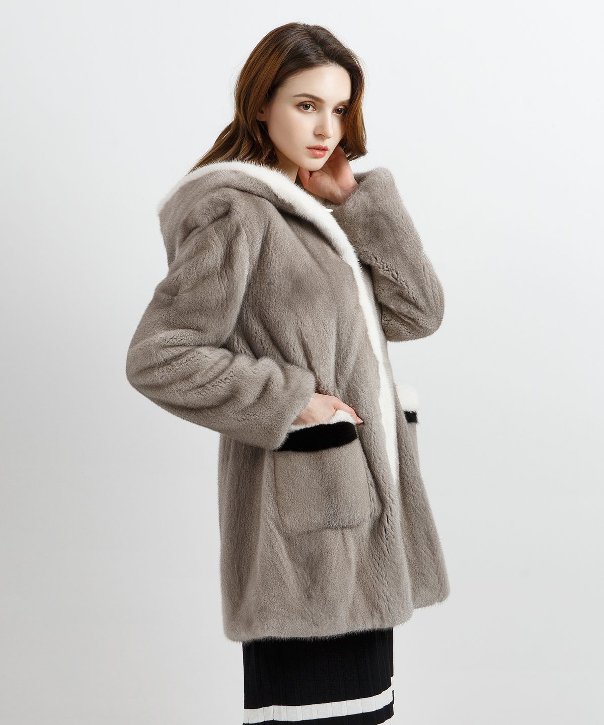 발로레나인(VALORE.9) 트리밍크 후디 코트_TRIMMINK HOODY COAT