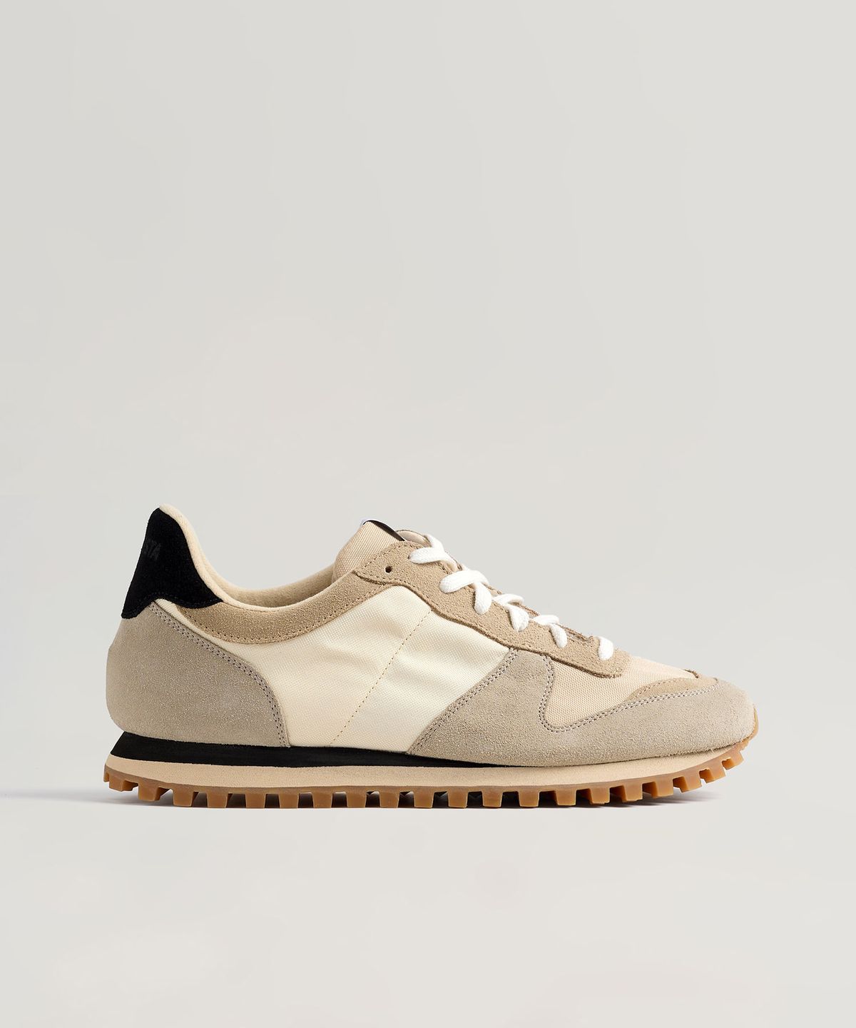 노베스타(NOVESTA) 마라톤 트레일 Beige
