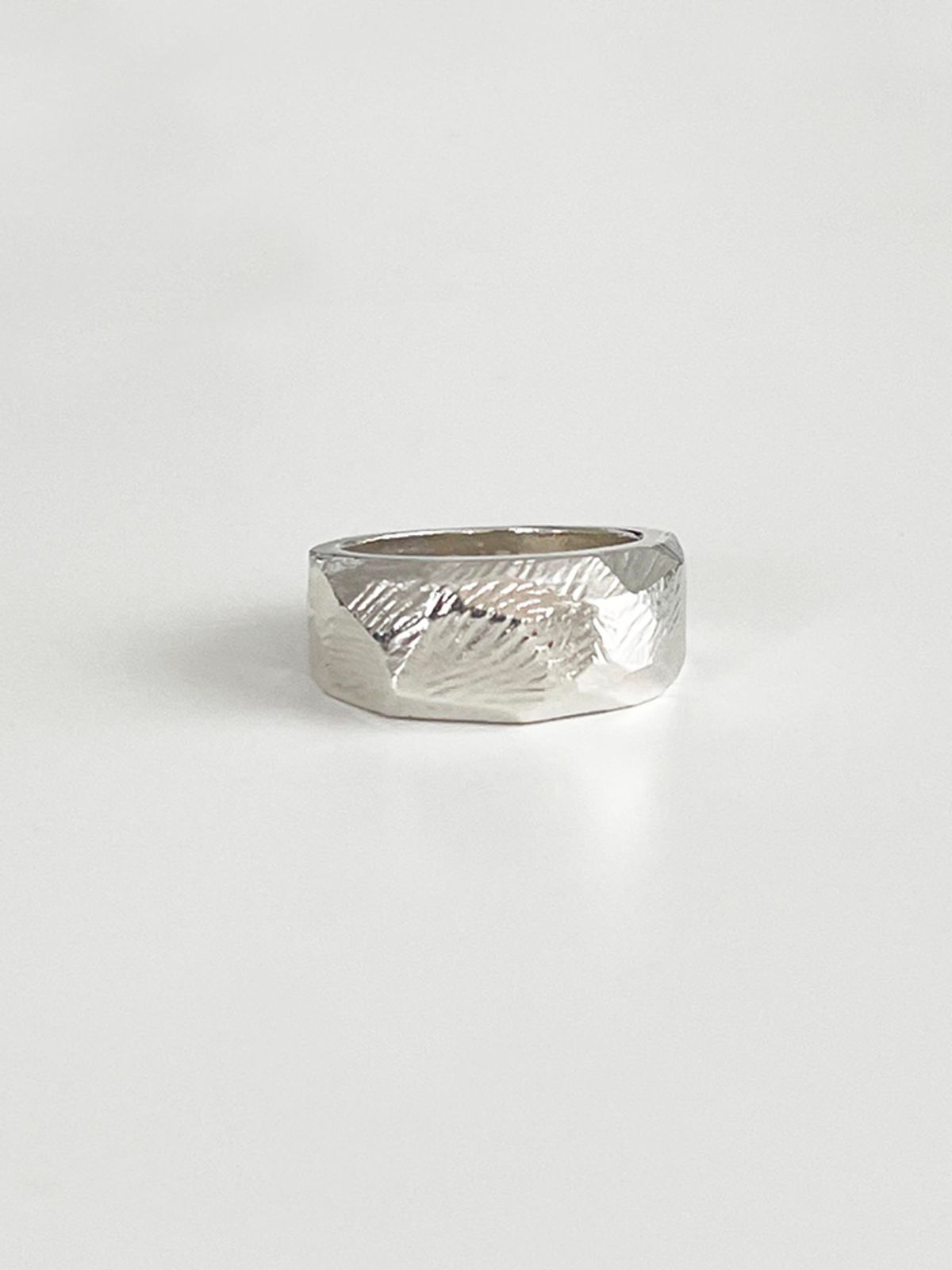 엘리오나(ELYONA) Traditional Silver Ring - Daughter version