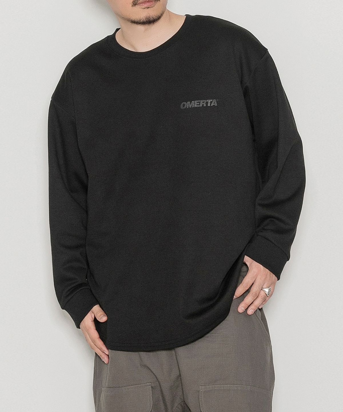 오메르타(OMERTA) 2020-2021 느와르 라인 롱티셔츠 오버 핏 블랙