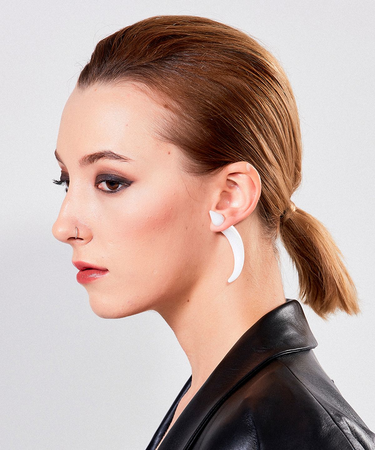 마이부(MY BOO) Horn piercing - white