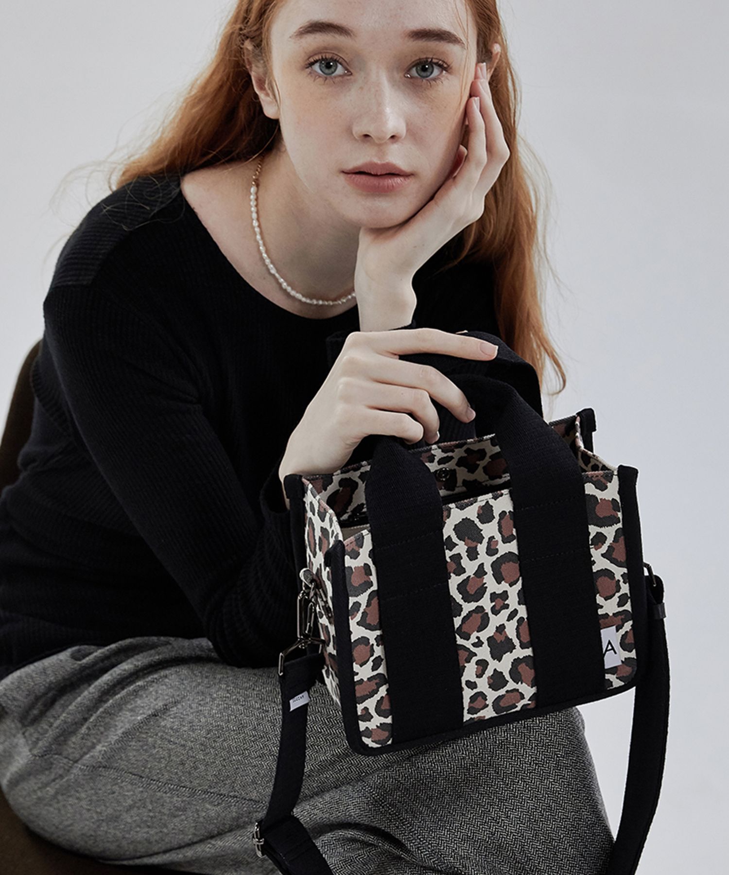 MUSINSA | ANODDS FRAM W MINI LEOPARD canvas bag 3 color