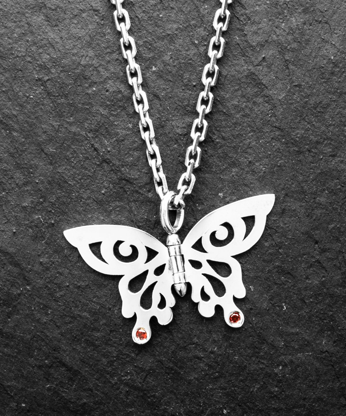 킹크로치(KING KROACH) BUTTERFLY PENDANT