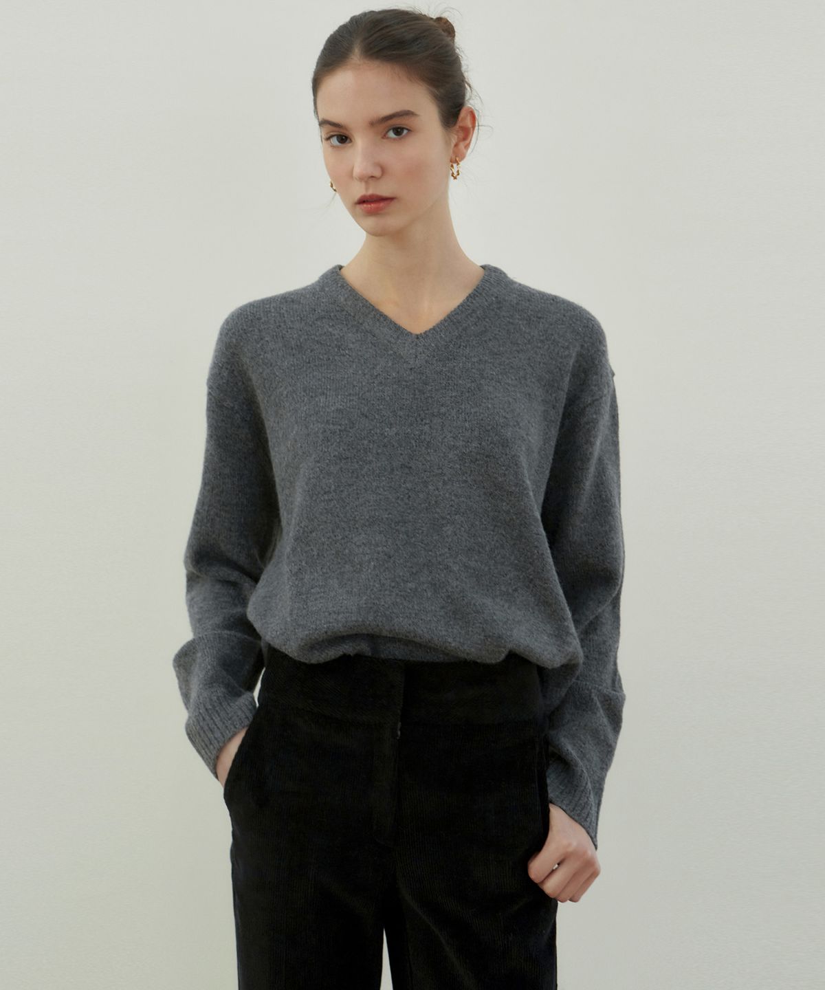 닉앤니콜(NICK&NICOLE) [ESSENTIAL] CLASSICAL SOFT V SWEATER_10 COLOR