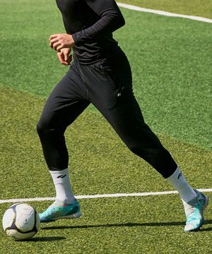 테이퍼드 롱팬츠-블랙