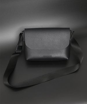 참스 데일리 크로스 백