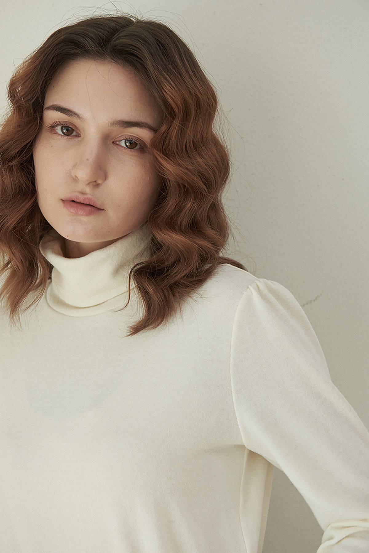 라비올렛트(LA VIOLETTE) Basic Turtle Neck Tee