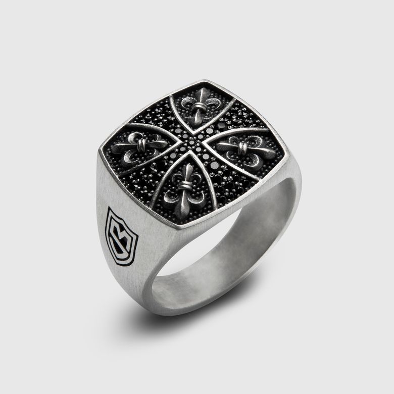 Fleur-de-lis Cross Patee RG