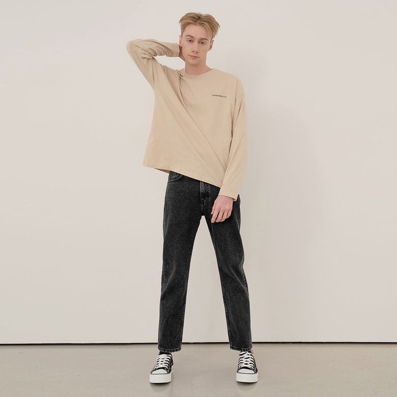 [STRAIGHT] Sharp Black
