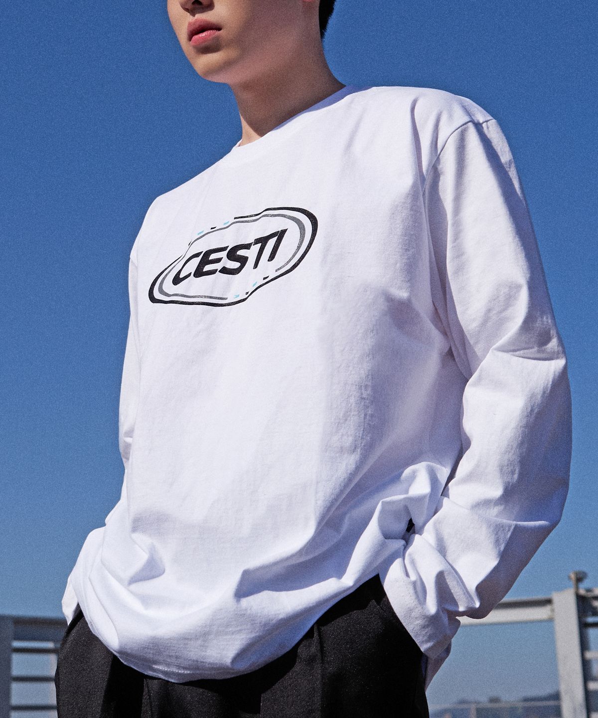 세스띠(CESTI) 서클로고 롱슬리브 WHITE