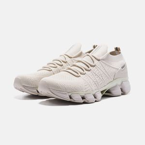 니트 런닝화 티바트1.0 아이보리