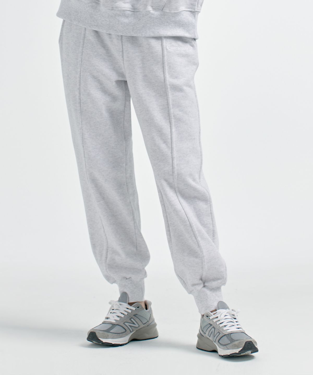 기프트오리지널(GIFTORIGINAL) (UNISEX) G 로고 스웨트 팬츠(쭈리VER)_백오트