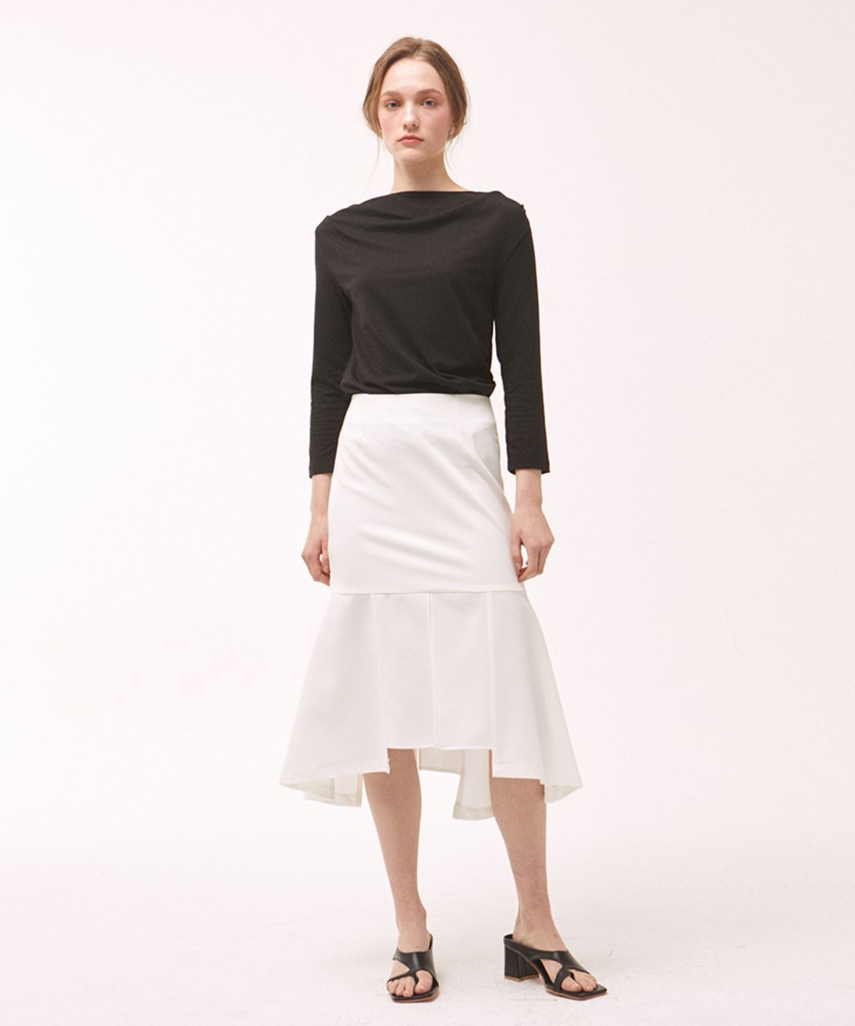 논로컬(NONLOCAL) Slit Mermaid Skirt - White