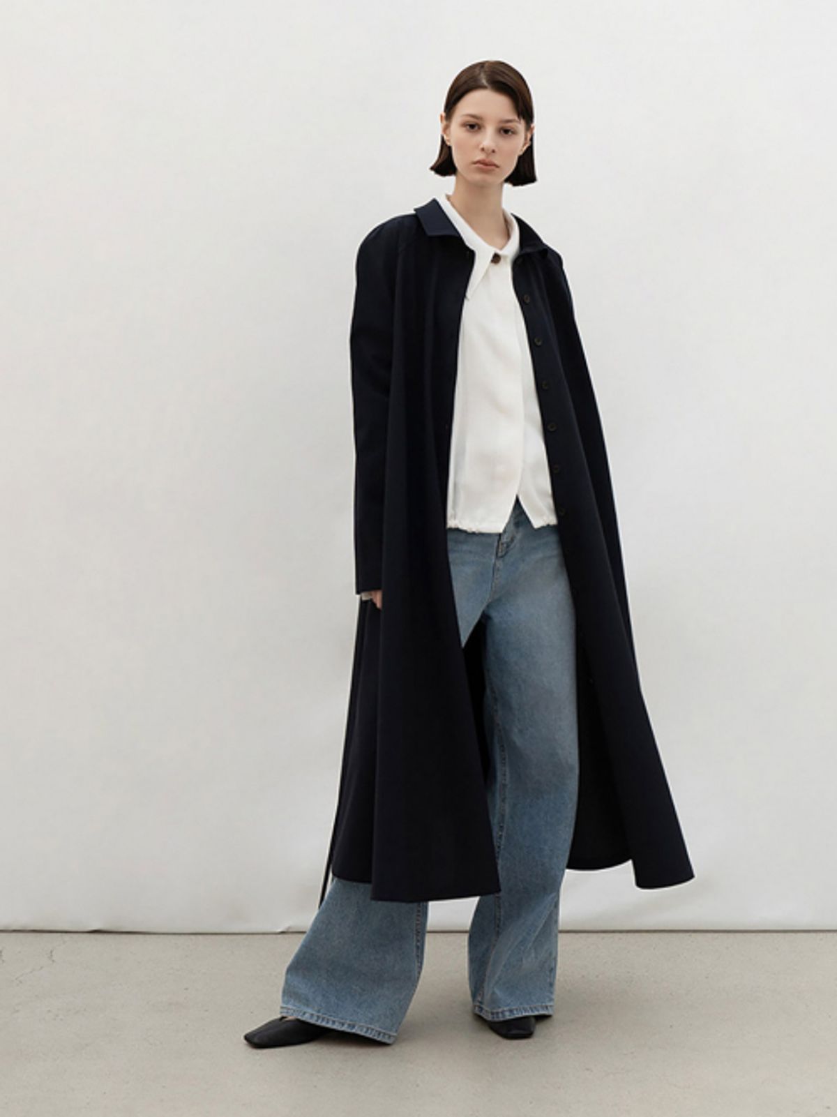 아바몰리(AVA MOLLI) FRONT BACK DRESS (NAVY)
