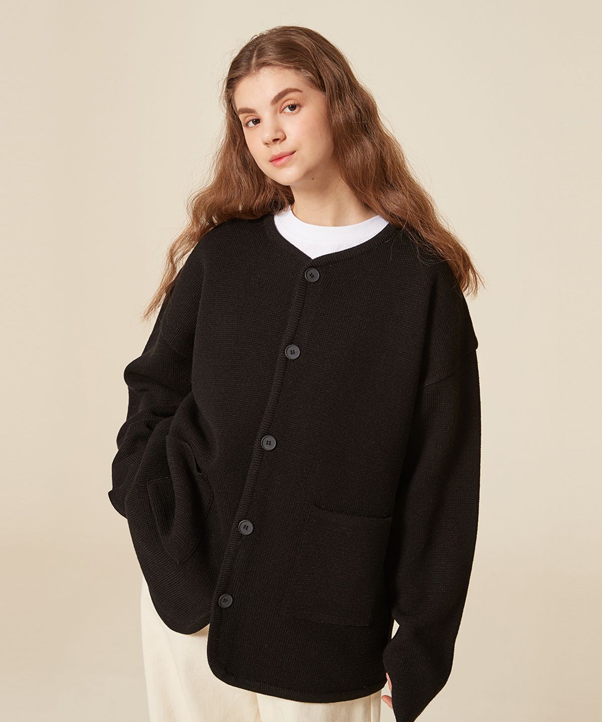 블론드나인(BLOND9) ROUND NECK SMALL RIB KNIT CARDIGAN_BLACK