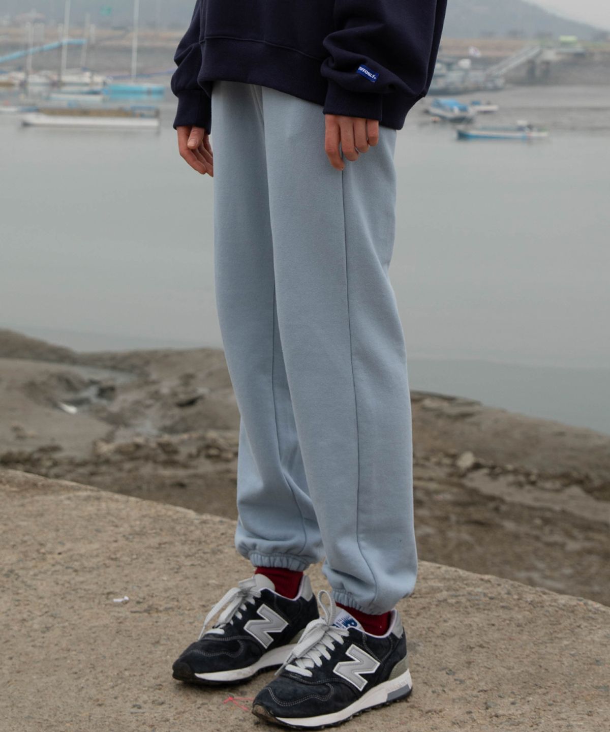 스텝온리(STAFFONLY) STEADY SWEATPANTS (BABY BLUE)