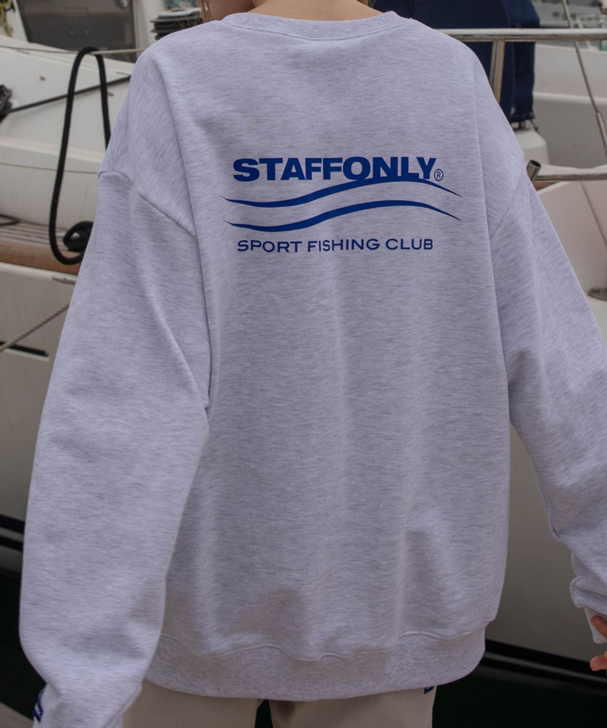 스텝온리(STAFFONLY) WAVE SWEATSHIRT (MELANGE WHITE)