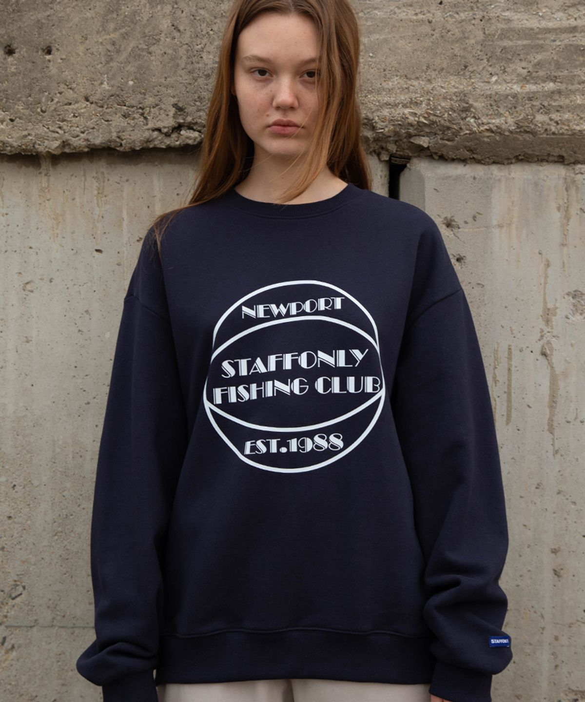 스텝온리(STAFFONLY) FISHING CLUB SWEATSHIRT (NAVY)