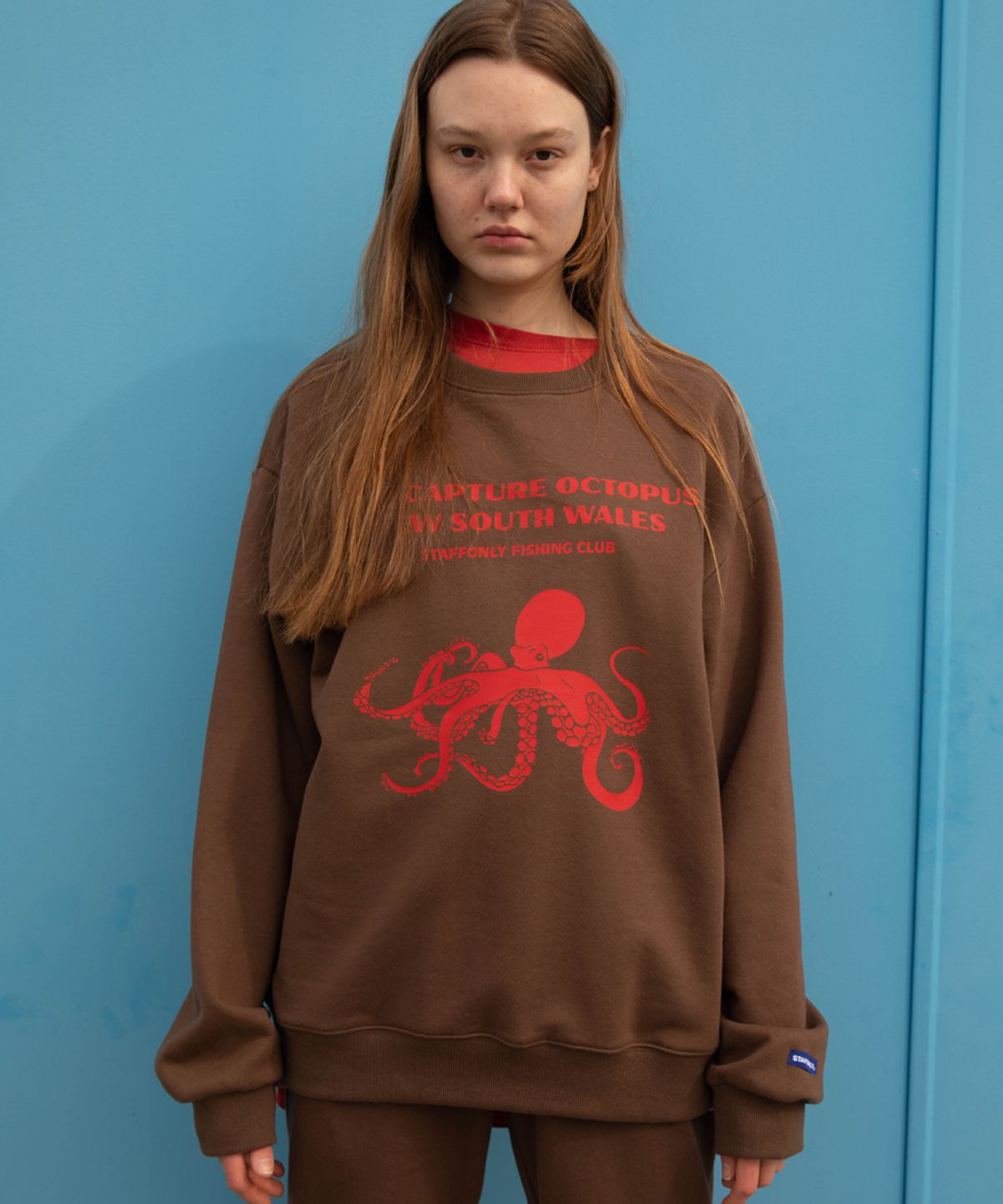 스텝온리(STAFFONLY) OCTOPUS SWEATSHIRT (BROWN)