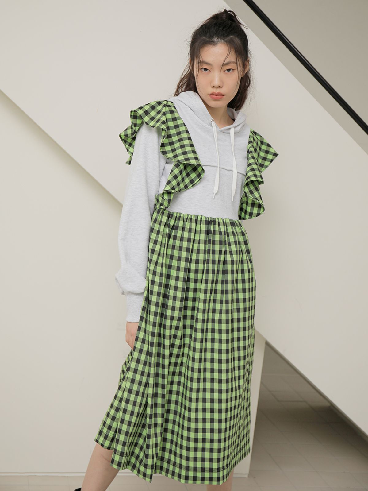 느와(NOIR) Gingham Hoodie Dress