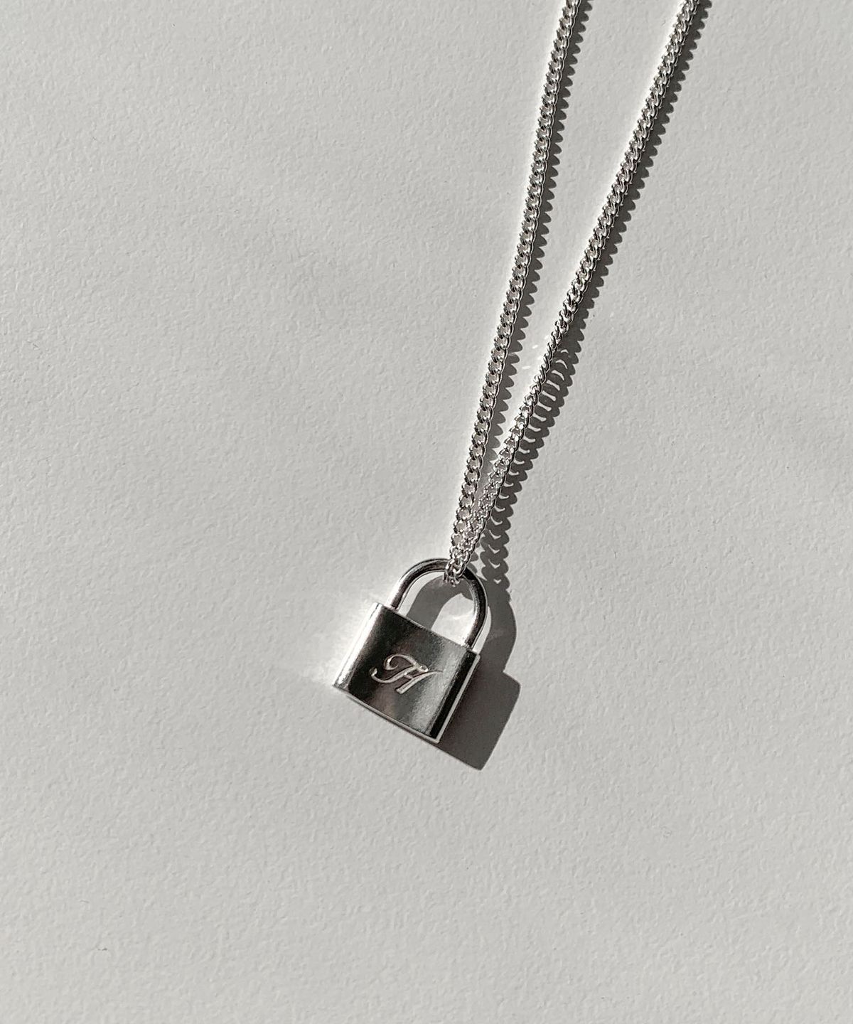 아운드(OUND) 자물쇠목걸이(lock necklace)