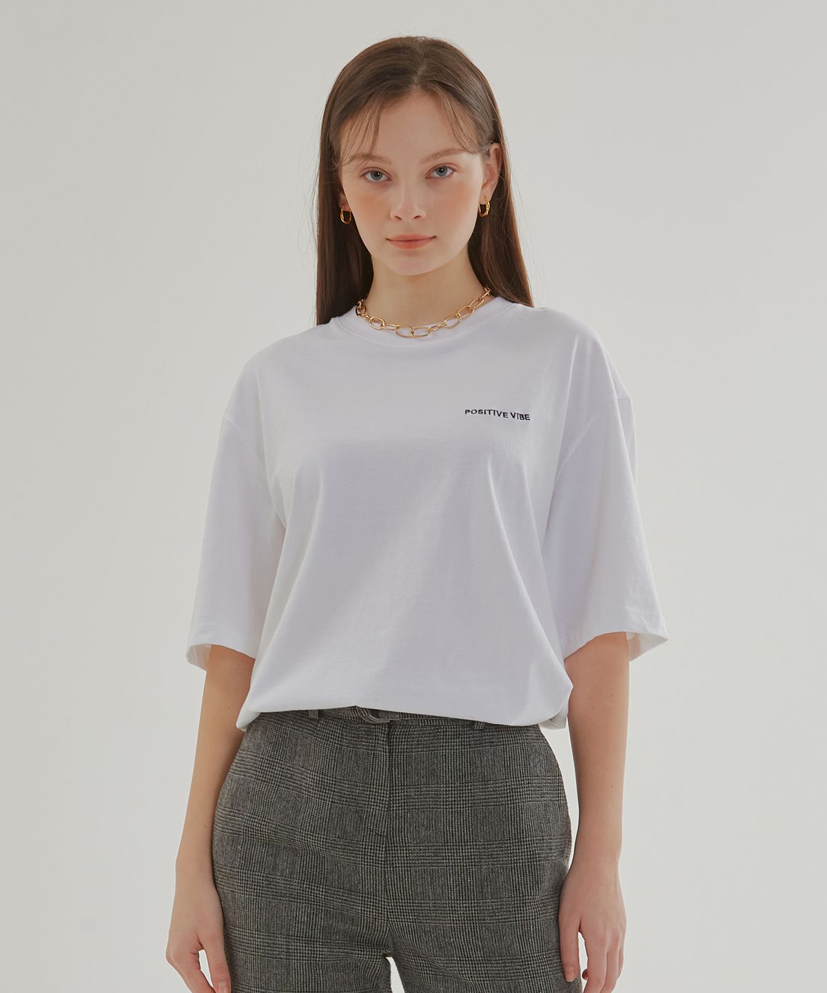 포지티브 바이브(POSITIVE VIBE) [UNISEX] Logo-embroidered oversized cotton-jersey T-shirt(White)_W