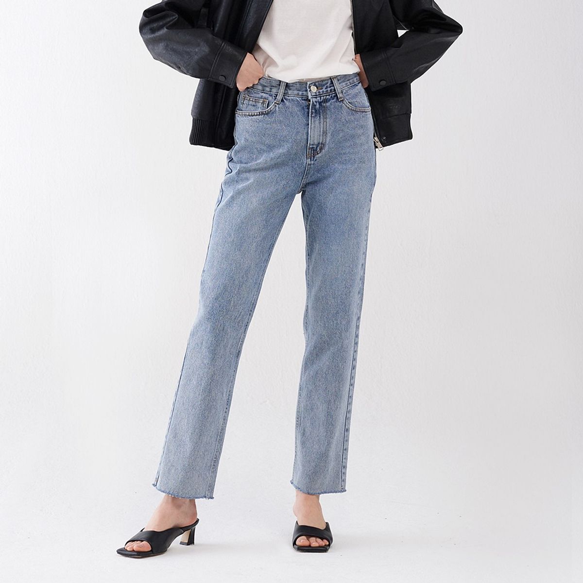 핀블랙(PINBLACK) SALT WASHING SEMI BAGGY FIT DENIM BLUE