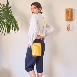 가죽 핸드폰 크로스백_옐로우