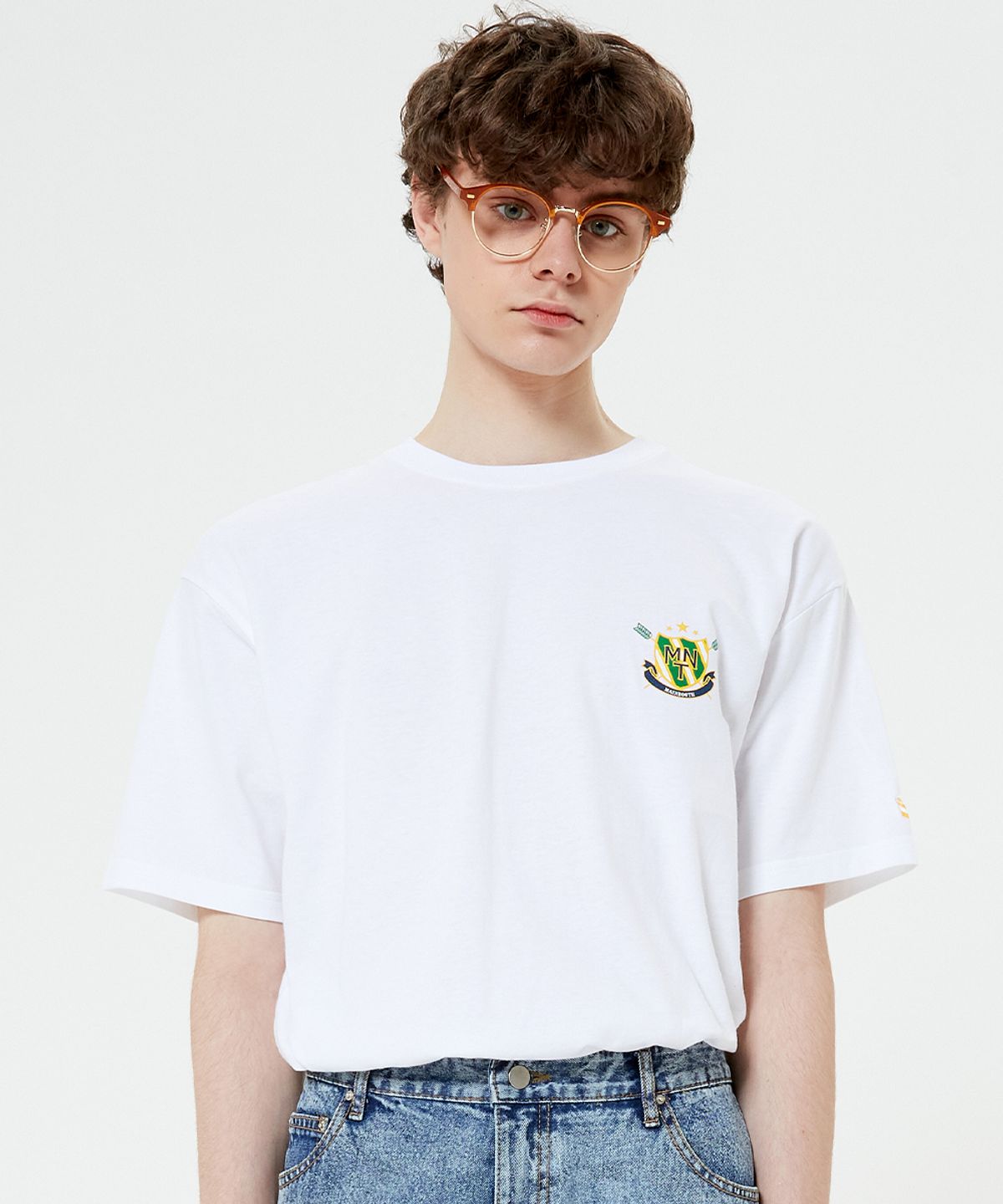 메인부스(MAINBOOTH) Univ. Logo T-shirt(WHITE)