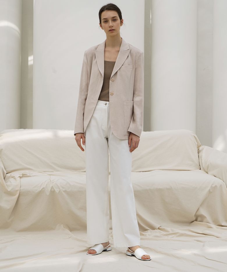 BACK BUTTONED SHORT COLLAR JACKET