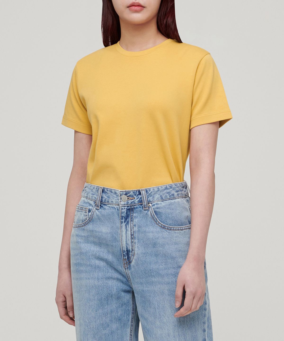 무신사 스탠다드 우먼(MUSINSA STANDARD WOMAN) 우먼즈 베이식 크루 넥 티셔츠 [멜로우 옐로우]