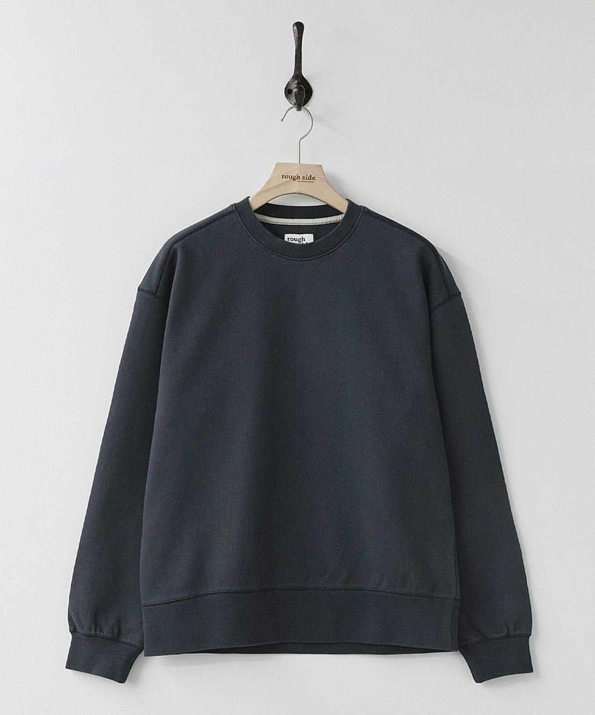 러프사이드(ROUGHSIDE) Oversized Sweat Shirt Navy