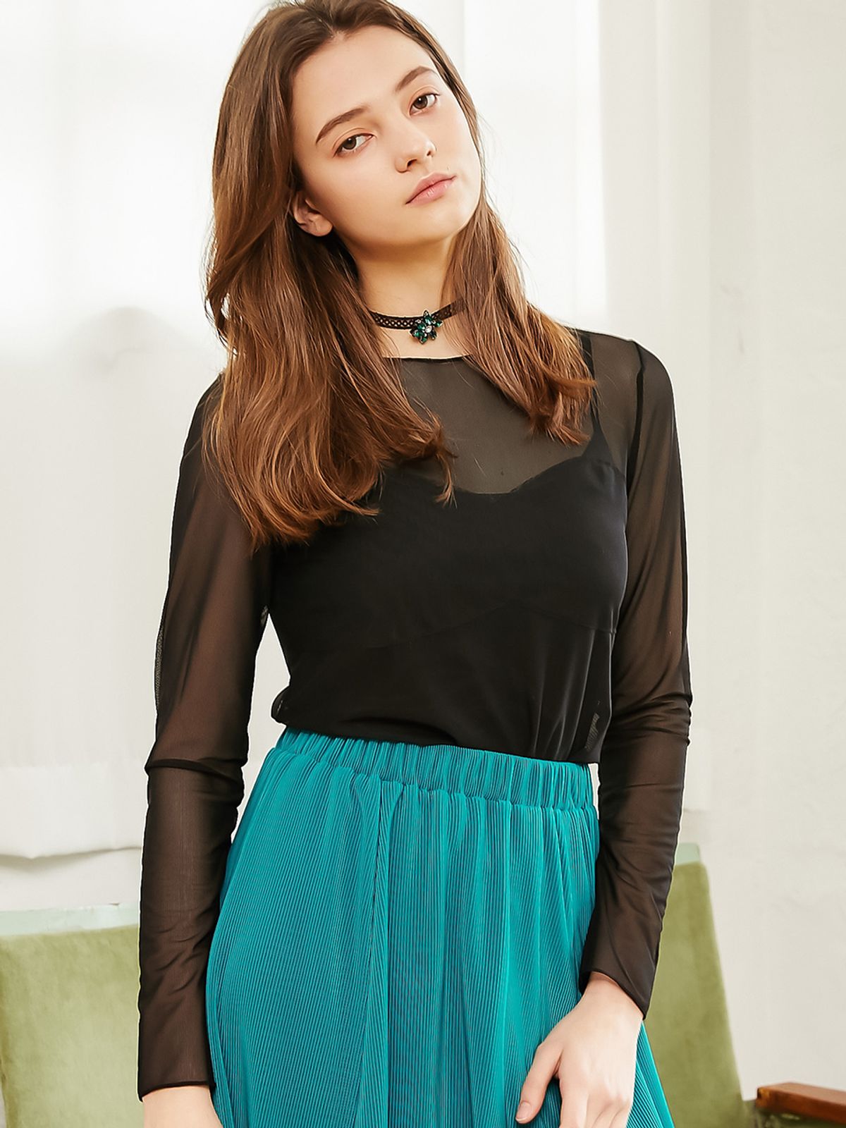 쏘리, 투 머치 러브(SORRY, TOO MUCH LOVE) Bustier Detail See-Through Top_Black