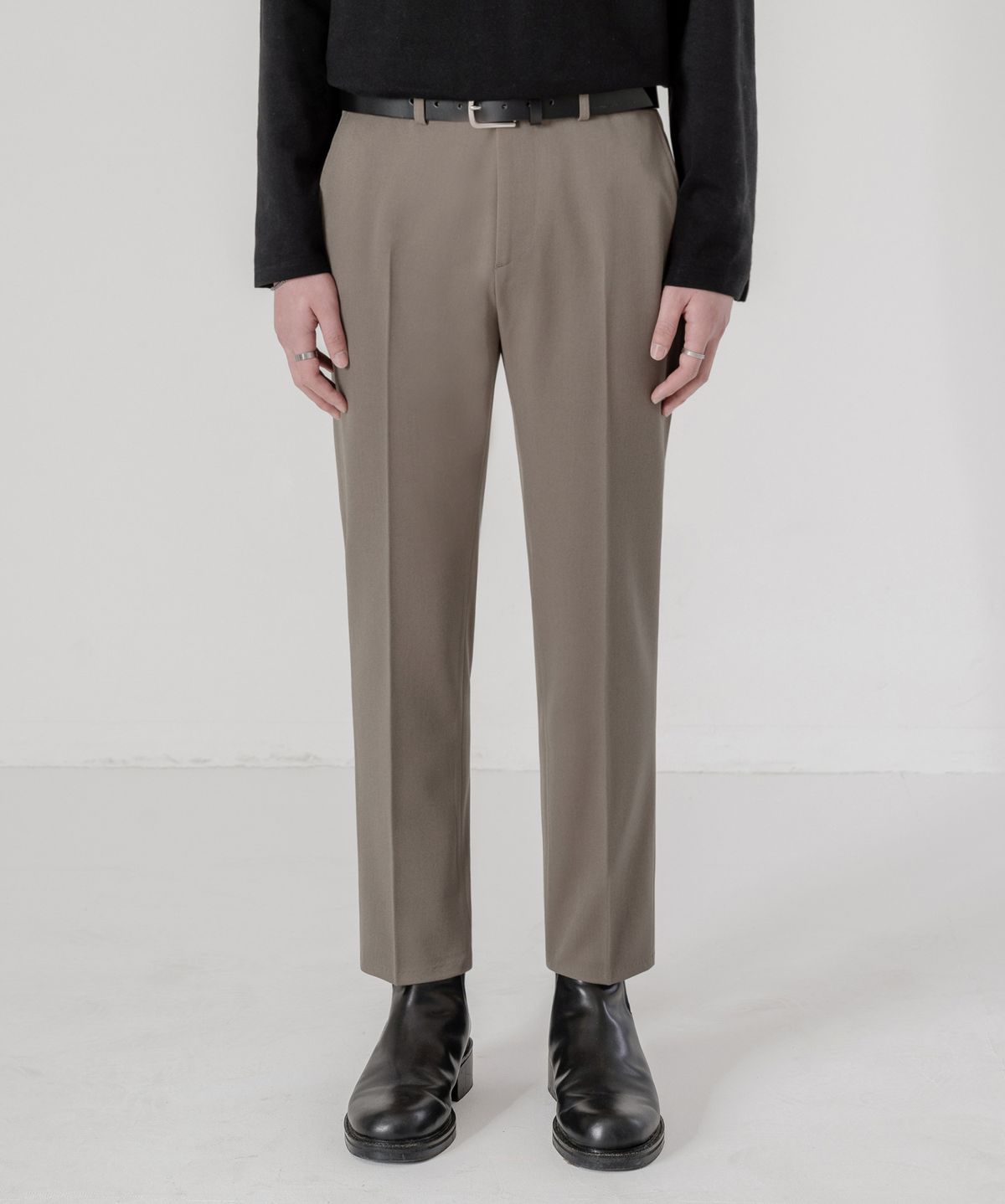 드로우핏(DRAW FIT) 모더니티 히든 밴딩 슬랙스 [GREYISH BEIGE]