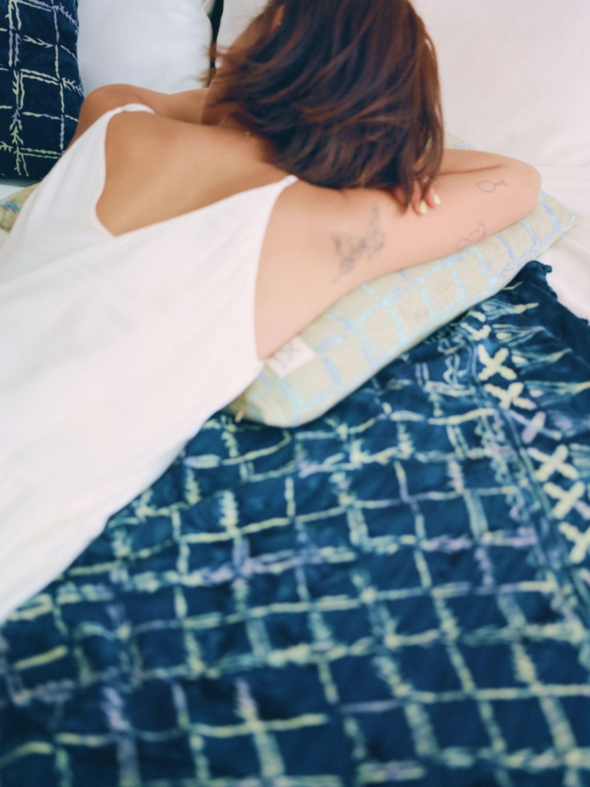 멧앤멜(MATT AND MEL) [Sarong] Reef Check - Navy
