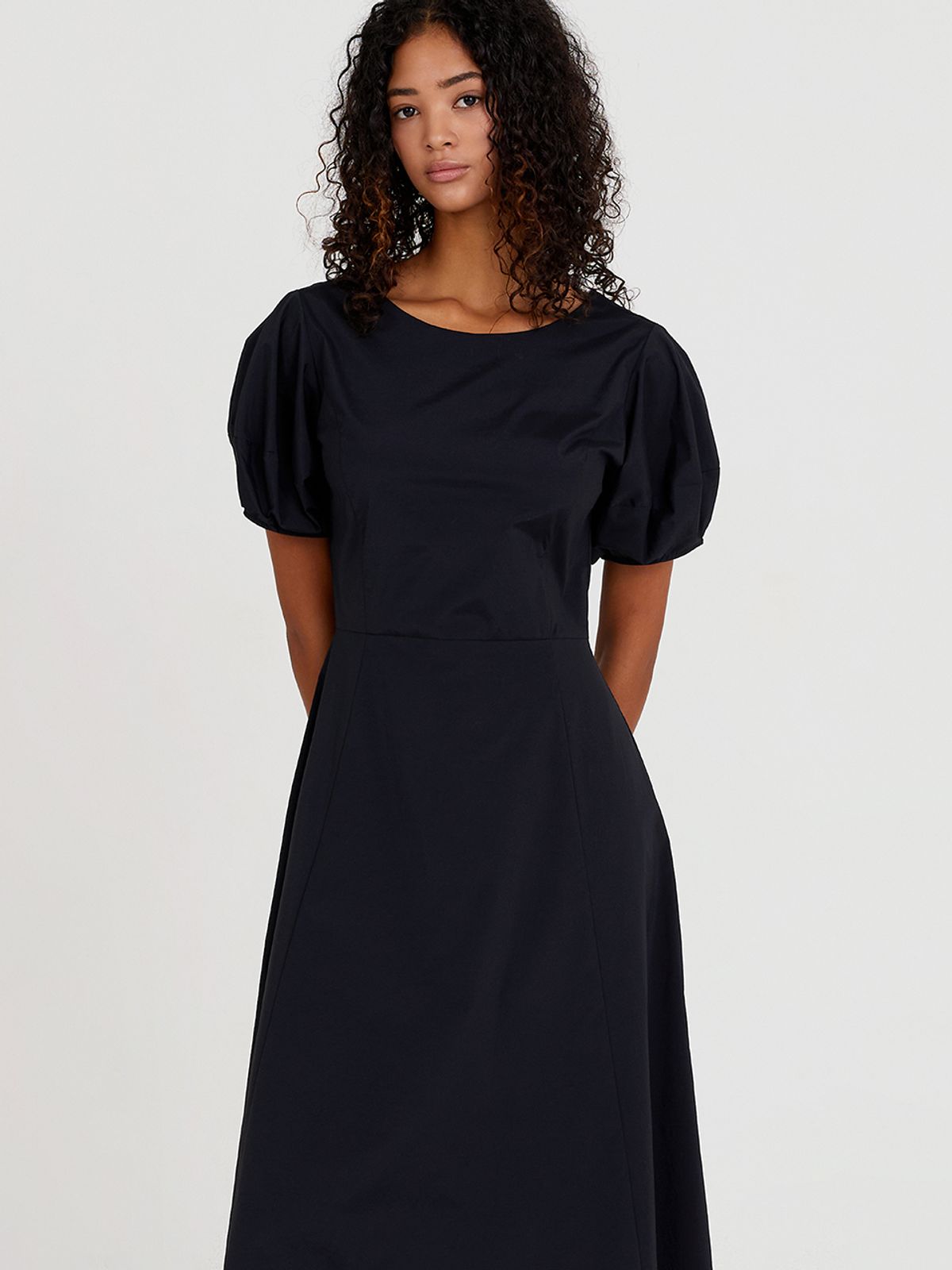 해브레스(HAVELESS) SIGNATURE PUFF DRESS BLACK