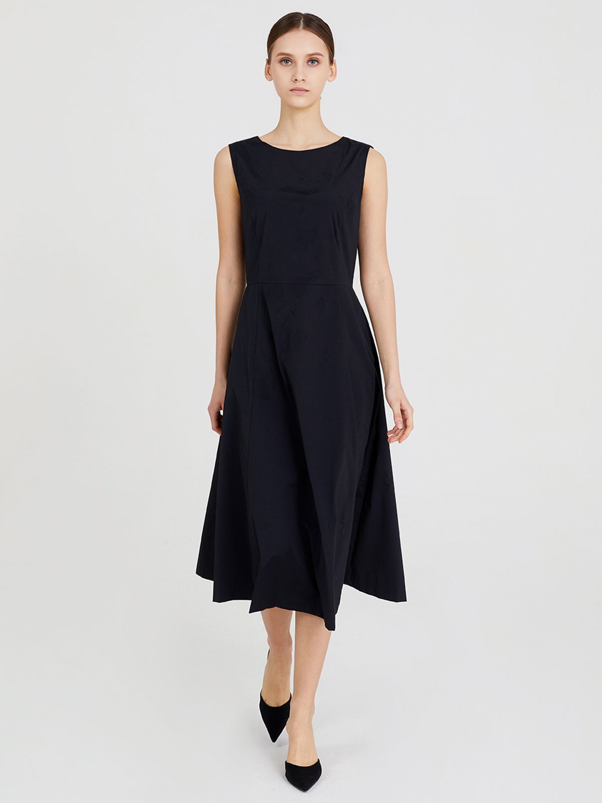 해브레스(HAVELESS) SLEEVELESS FLARE DRESS BLACK